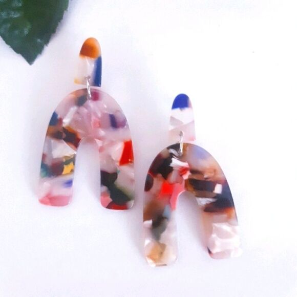 Colorful Acrylic Dangle Shoe Horse Shaped Earrings - Picture 3 of 10